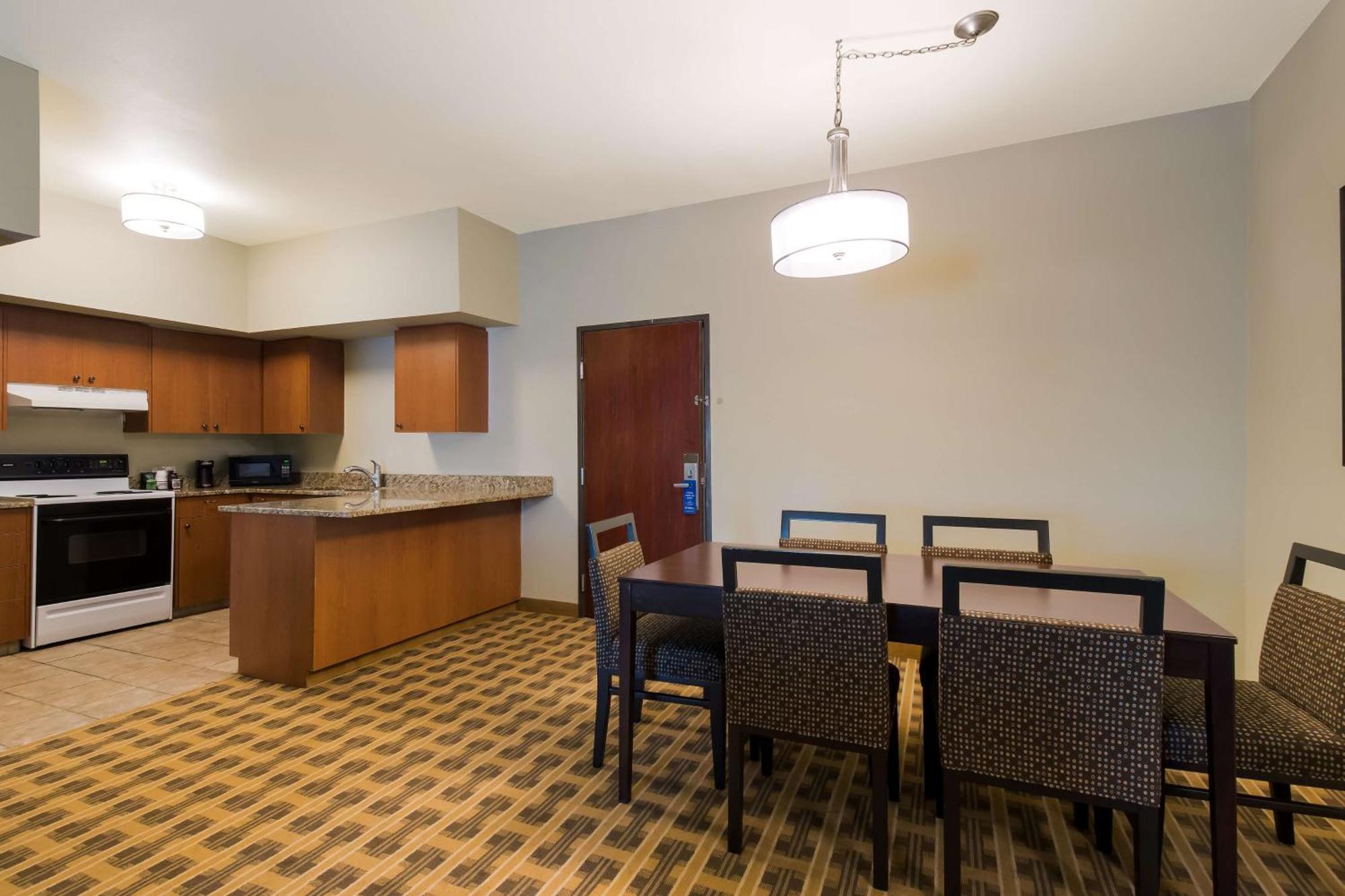 Best Western University Inn And Suites Forest Grove Exterior foto