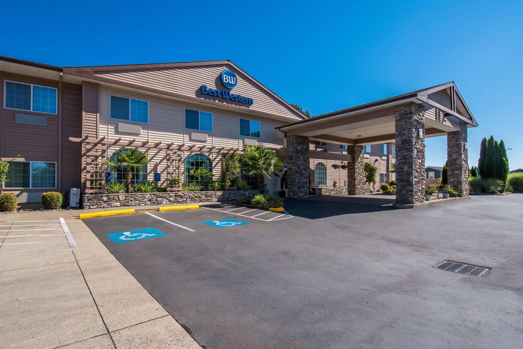 Best Western University Inn And Suites Forest Grove Exterior foto